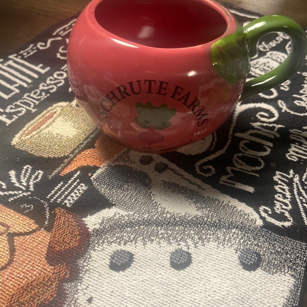 The Office Schrute Farms Bed & Breakfast 1812 BEET mug